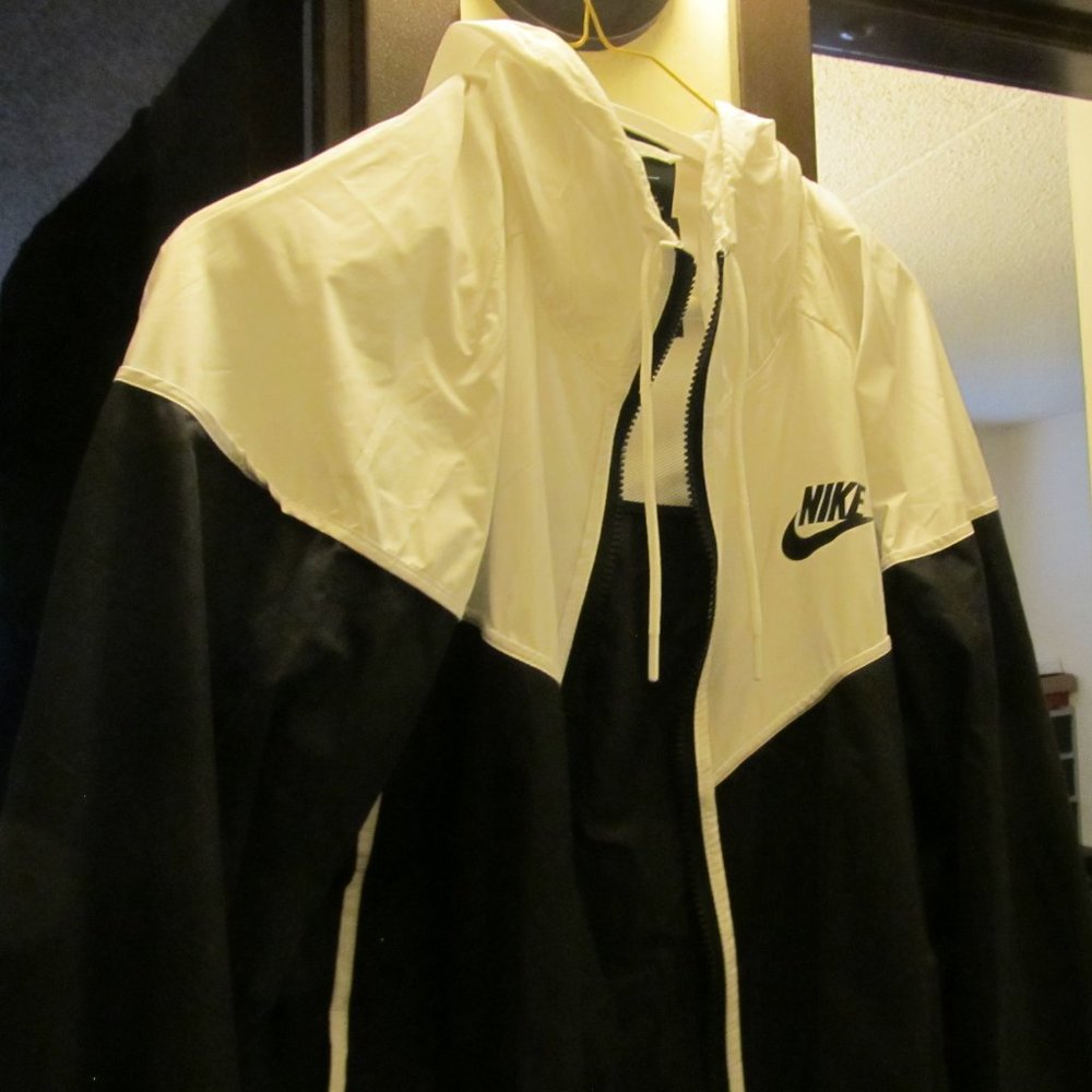 Nike Windbreaker